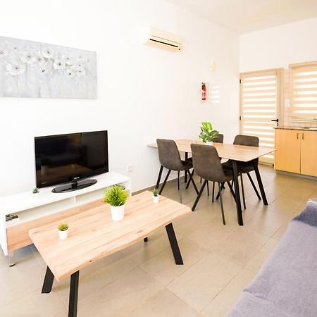 Bowker Apartment Протарас Екстериор снимка